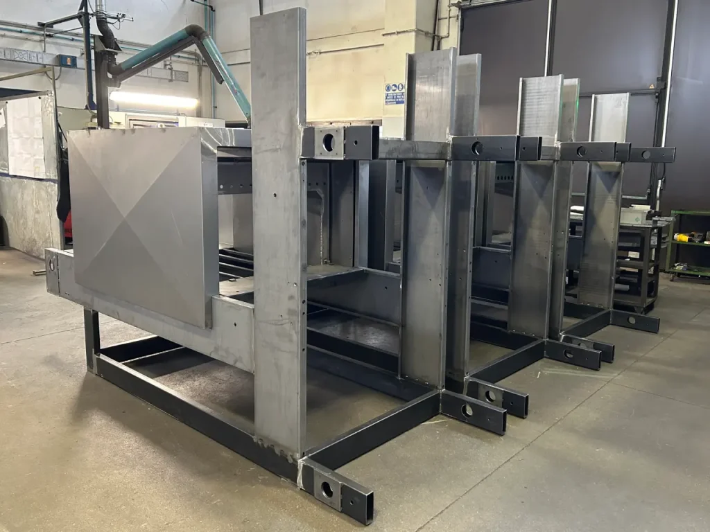 Strutture meccaniche saldate realizzate da GVC Lavorazioni Meccaniche