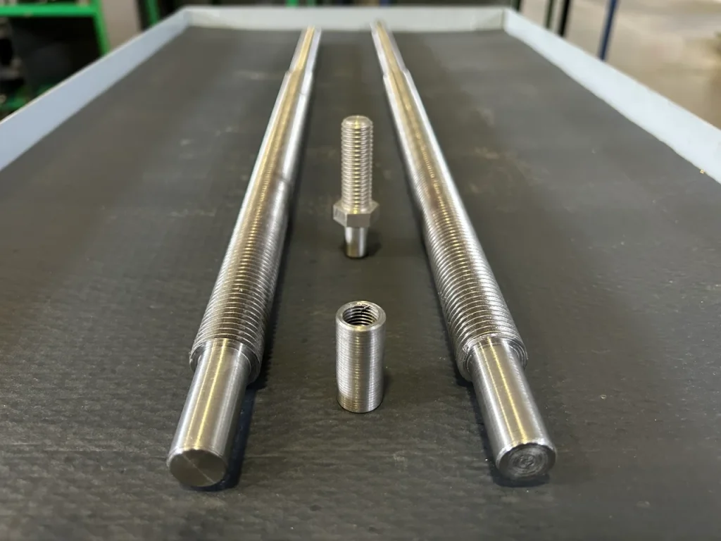Componenti meccanici torniti in acciaio inox per il settore packaging