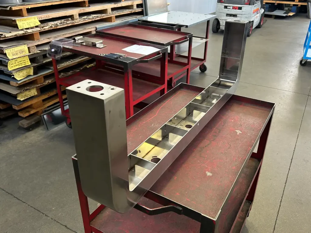 Componente meccanico in acciaio inox saldato lavorato da GVC Lavorazioni Meccaniche